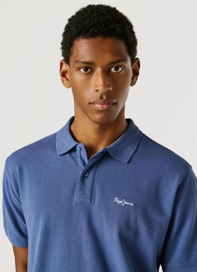 Stückgefärbtes Piqué-Poloshirt Stückgefärbtes Piqué-Poloshirt