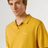 Stückgefärbtes Piqué-Poloshirt Stückgefärbtes Piqué-Poloshirt