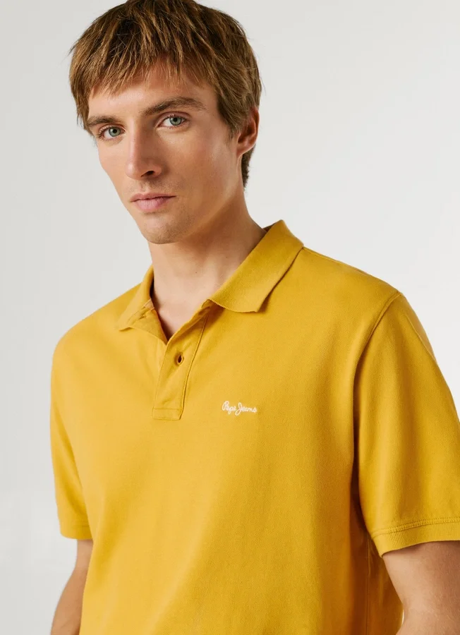 Stückgefärbtes Piqué-Poloshirt Stückgefärbtes Piqué-Poloshirt