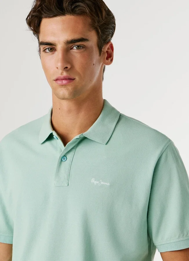 Stückgefärbtes Piqué-Poloshirt Stückgefärbtes Piqué-Poloshirt