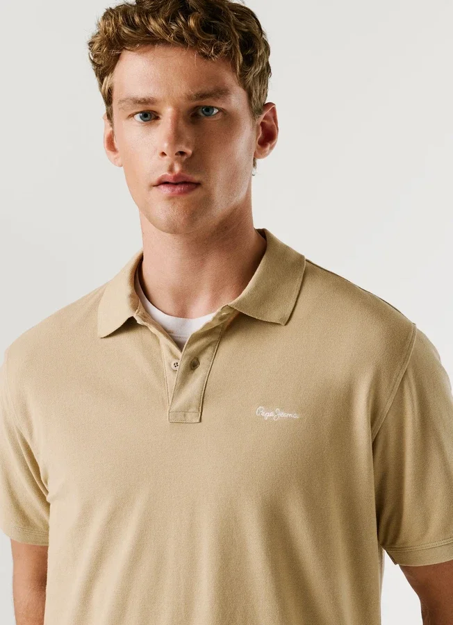 Stückgefärbtes Piqué-Poloshirt Stückgefärbtes Piqué-Poloshirt