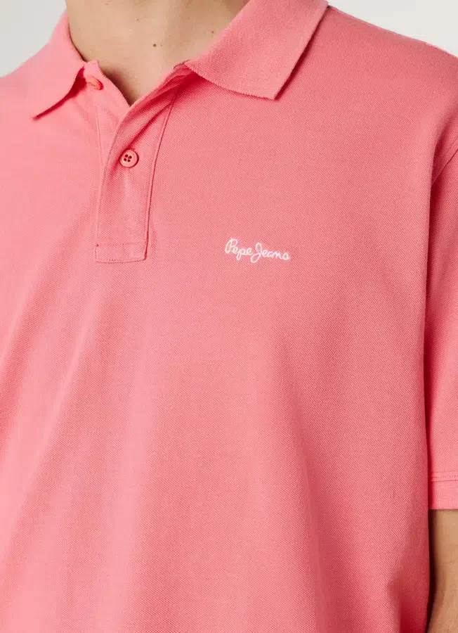 Stückgefärbtes Piqué-Poloshirt Stückgefärbtes Piqué-Poloshirt