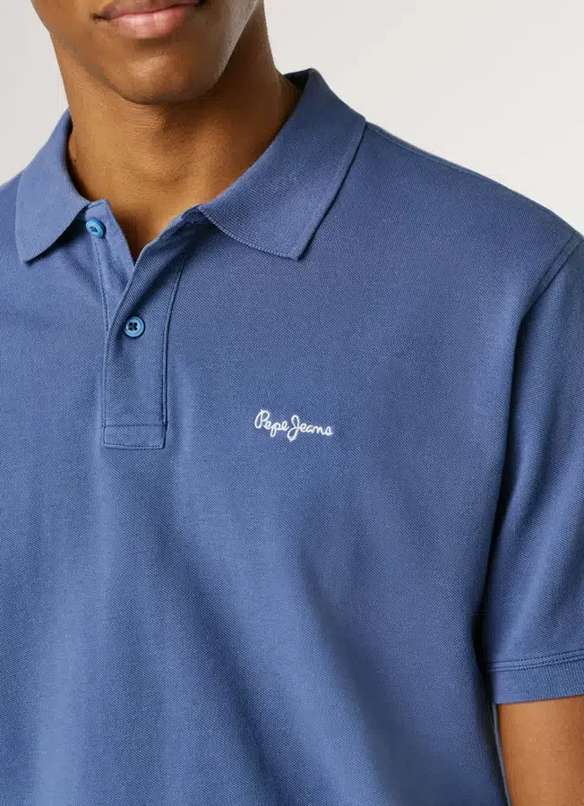 Stückgefärbtes Piqué-Poloshirt Stückgefärbtes Piqué-Poloshirt