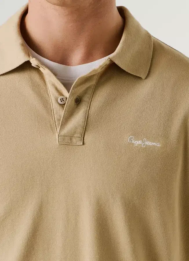 Stückgefärbtes Piqué-Poloshirt Stückgefärbtes Piqué-Poloshirt