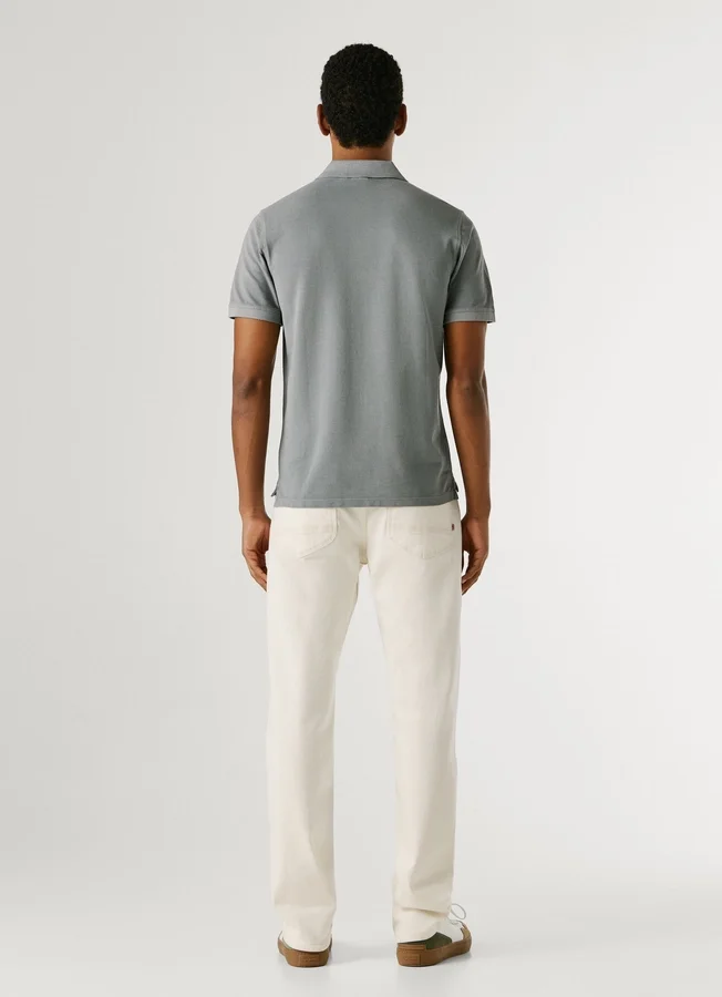 Stückgefärbtes Piqué-Poloshirt Stückgefärbtes Piqué-Poloshirt