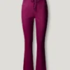 Stretchhose mit ausgestelltem Schnitt