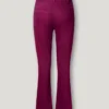 Stretchhose mit ausgestelltem Schnitt