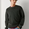 Strickpullover mit Rundhalsausschnitt Strickpullover mit Rundhalsausschnitt