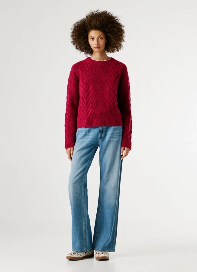Strickpullover mit Rundhalsausschnitt Strickpullover mit Rundhalsausschnitt