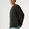 Strickpullover mit Rundhalsausschnitt Strickpullover mit Rundhalsausschnitt
