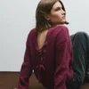 Strickpullover mit V-Ausschnitt Strickpullover mit V-Ausschnitt