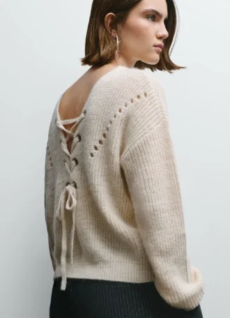 Strickpullover mit V-Ausschnitt