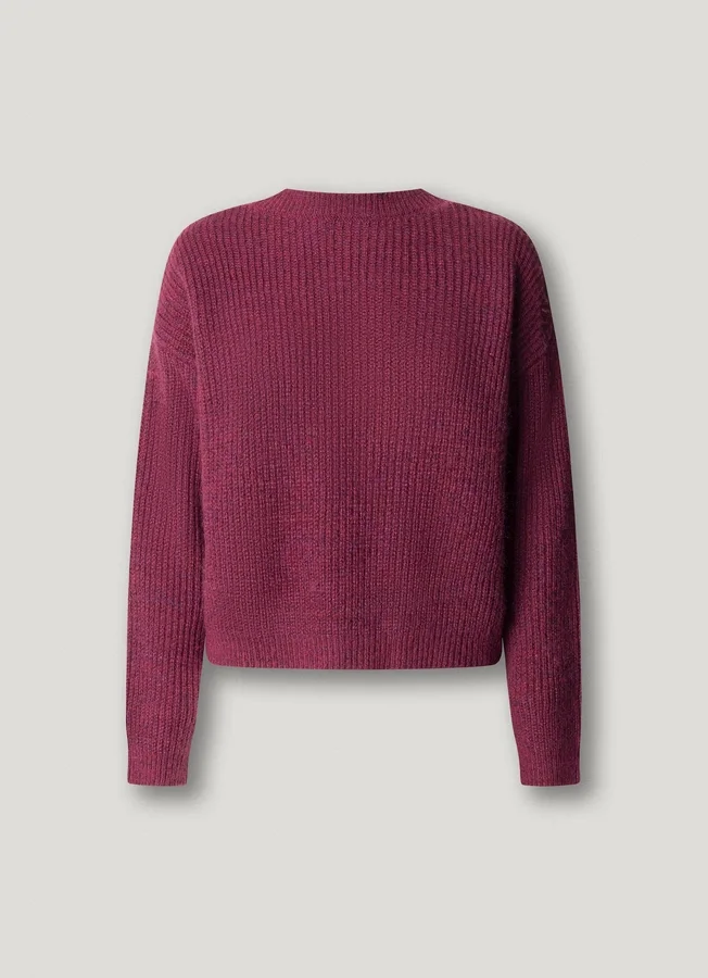 Strickpullover mit V-Ausschnitt Strickpullover mit V-Ausschnitt
