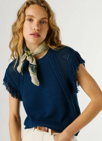 Strickweste mit Rundhalsausschnitt