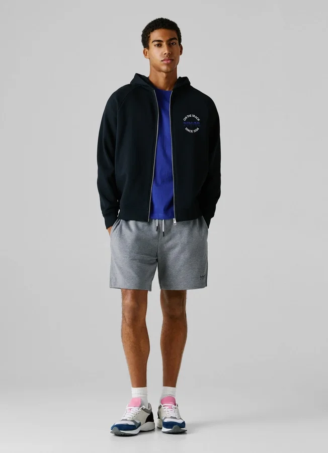 Sweatshirt mit Reißverschluss in lockerer Passform Sweatshirt mit Reißverschluss in lockerer Passform