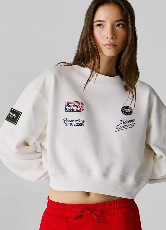 Sweatshirt mit Rundhalsausschnitt und lockerer Passform Sweatshirt mit Rundhalsausschnitt und lockerer Passform