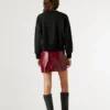 Sweatshirt mit Rundhalsausschnitt und Nieten