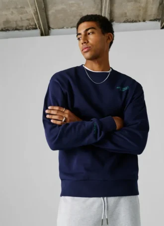 Sweatshirt mit Rundhalsausschnitt und normaler Passform