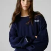 Sweatshirt mit Rundhalsausschnitt und normaler Passform Sweatshirt mit Rundhalsausschnitt und normaler Passform