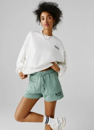 Sweatshirt mit Rundhalsausschnitt und normaler Passform