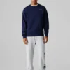 Sweatshirt mit Rundhalsausschnitt und normaler Passform