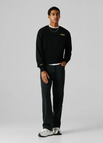 Sweatshirt mit Rundhalsausschnitt und normaler Passform