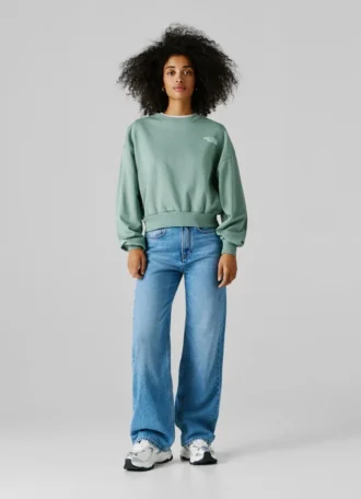 Sweatshirt mit Rundhalsausschnitt und normaler Passform