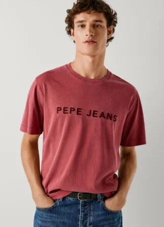 T-Shirt in Regular Fit mit gesticktem Logo