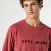T-Shirt in Regular Fit mit gesticktem Logo T-Shirt in Regular Fit mit gesticktem Logo