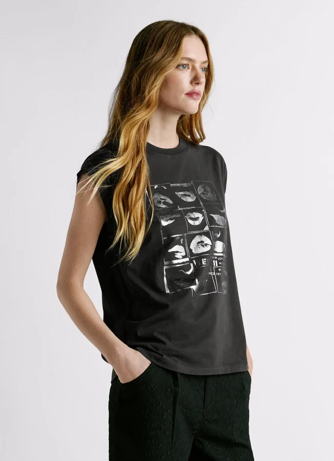 T-Shirt mit Aufdruck T-Shirt mit Aufdruck