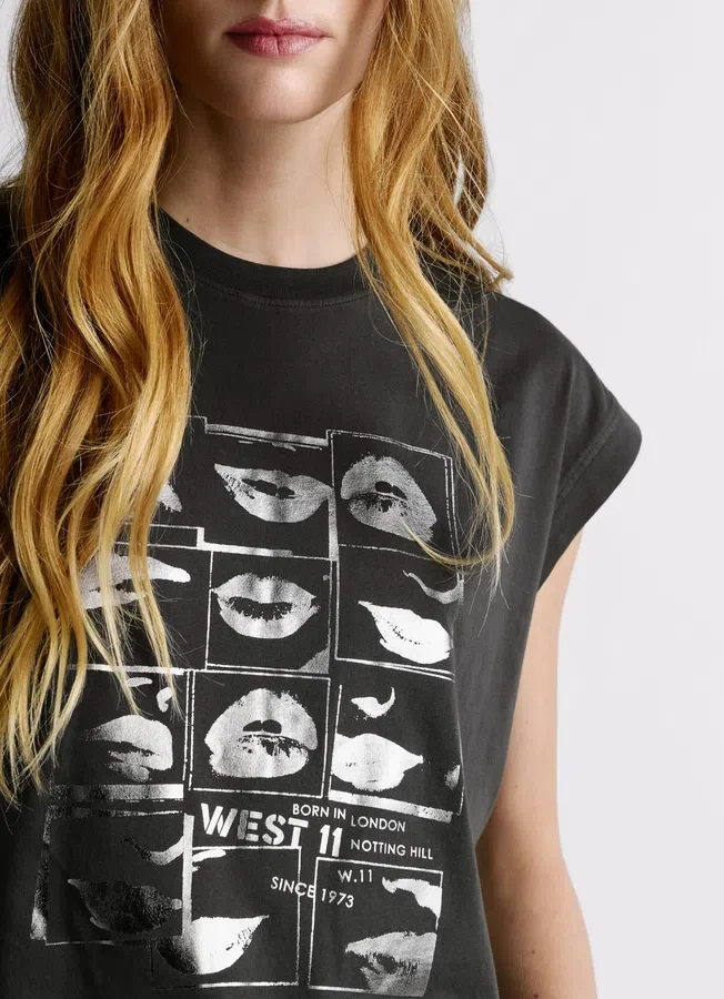 T-Shirt mit Aufdruck T-Shirt mit Aufdruck