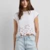 T-Shirt mit durchbrochenen Blumen T-Shirt mit durchbrochenen Blumen