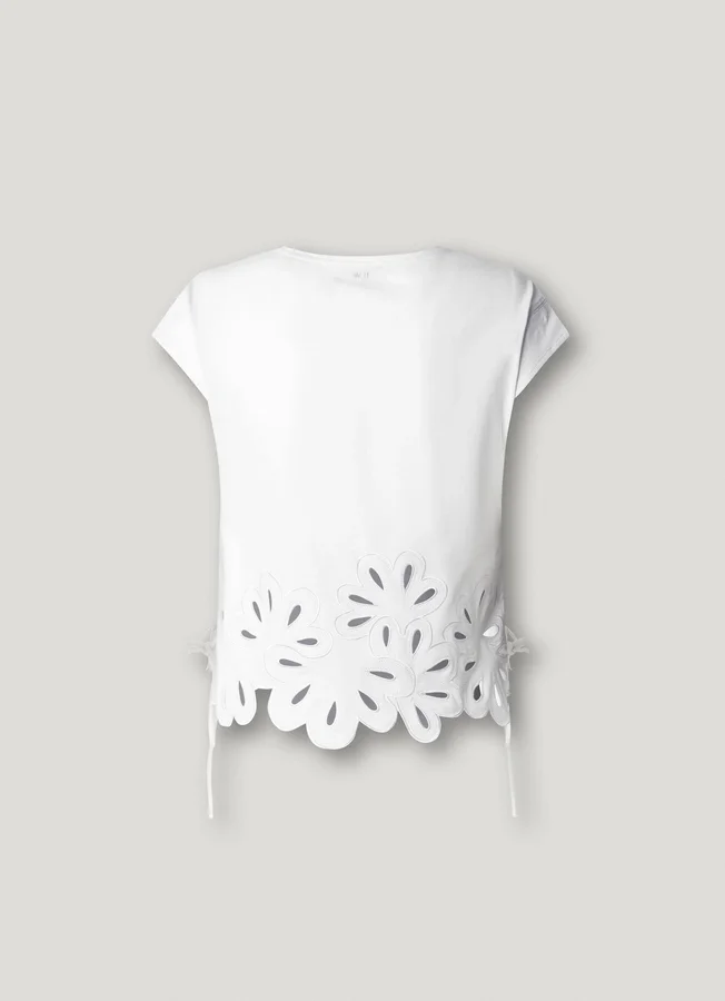 T-Shirt mit durchbrochenen Blumen T-Shirt mit durchbrochenen Blumen