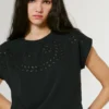 T-Shirt mit durchbrochenen Blumenverzierungen