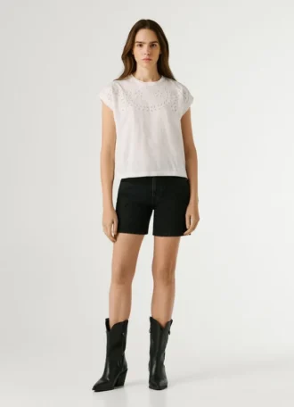 T-Shirt mit durchbrochenen Blumenverzierungen