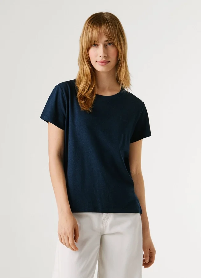 T-Shirt mit gesticktem Logo T-Shirt mit gesticktem Logo