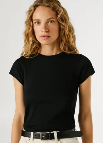 T-Shirt mit gesticktem Logo und Rippstrick