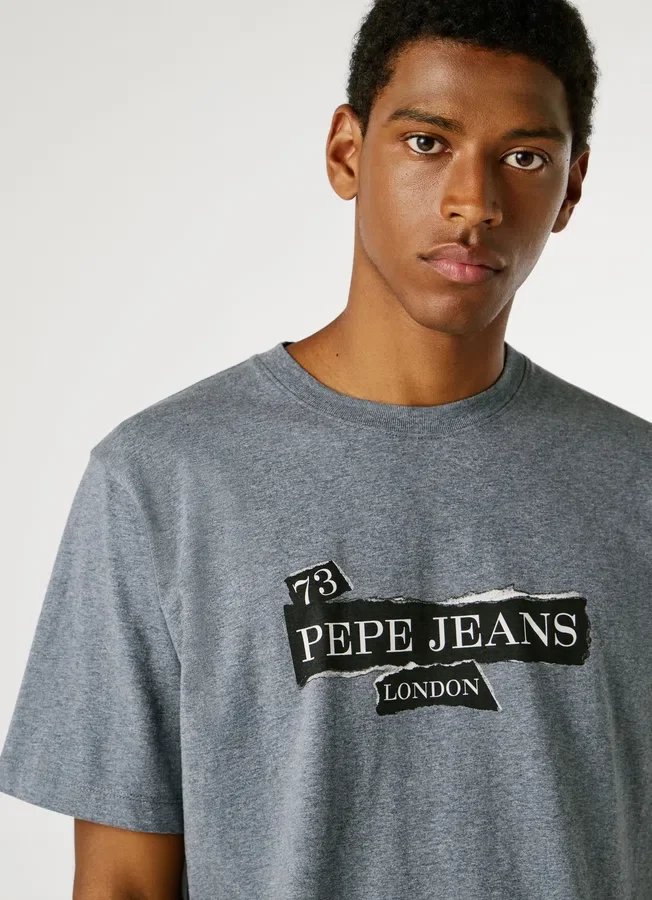 T-Shirt mit Logo-Print in Regular-Passform T-Shirt mit Logo-Print in Regular-Passform