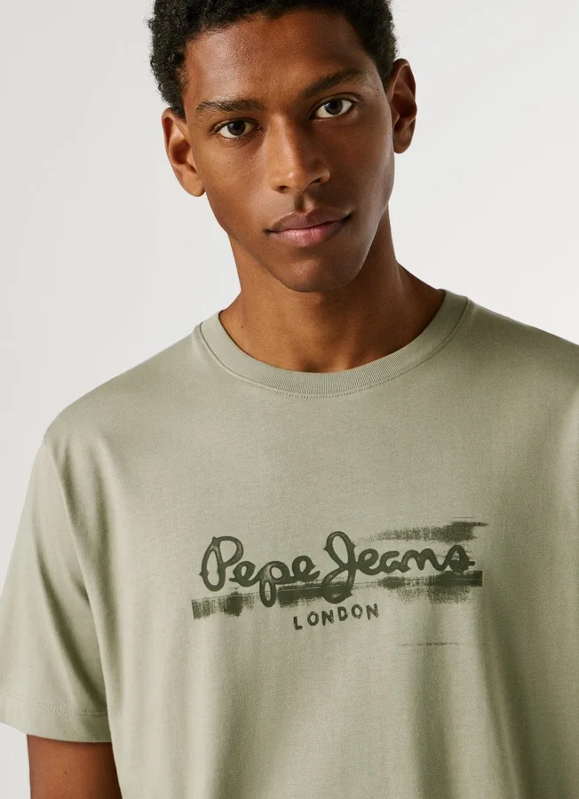 T-Shirt mit Logo-Print in Regular-Passform T-Shirt mit Logo-Print in Regular-Passform