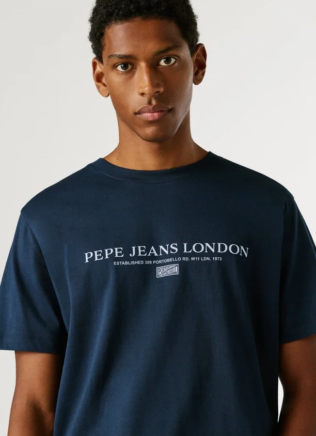 T-Shirt mit Logo-Print in Regular-Passform T-Shirt mit Logo-Print in Regular-Passform
