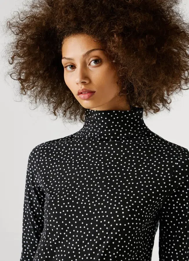 T-Shirt mit Polka-Dot-Print T-Shirt mit Polka-Dot-Print