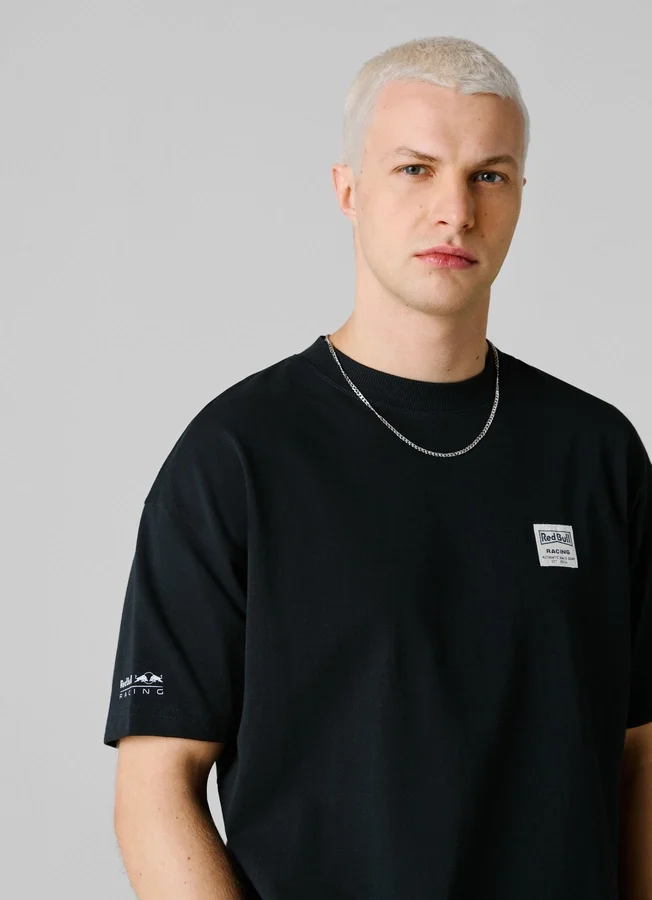 T-Shirt mit Rückenaufdruck und lockerer Passform T-Shirt mit Rückenaufdruck und lockerer Passform