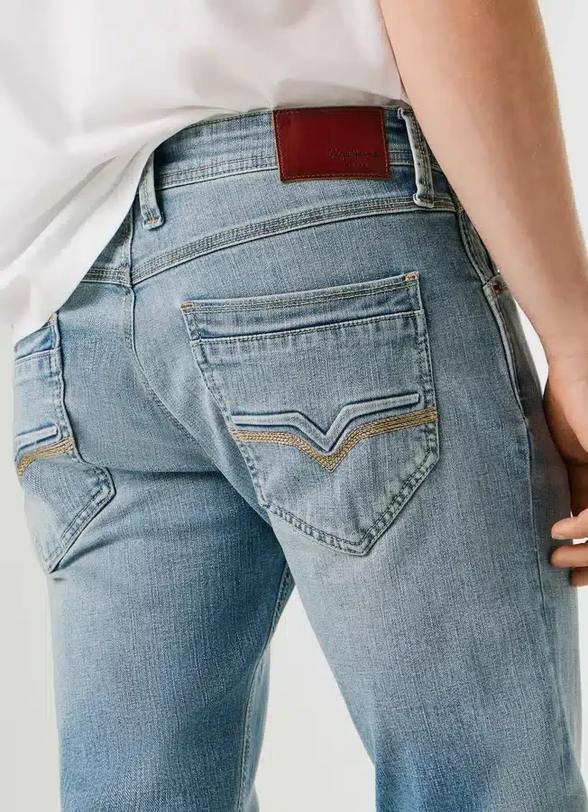 Taper-Fit-Jeans mit mittlerer Leibhöhe – Spike Taper-Fit-Jeans mit mittlerer Leibhöhe – Spike