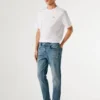 Taper-Fit-Jeans mit mittlerer Leibhöhe – Stanley