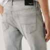Taper-Fit-Jeans mit mittlerer Leibhöhe – Stanley