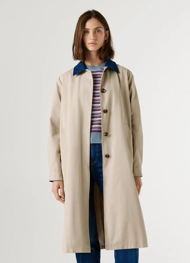 Trenchcoat mit Hemdkragen Trenchcoat mit Hemdkragen