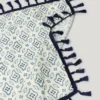 Twill-Schal mit Quasten