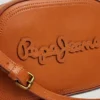 Umhängetasche in Lederoptik mit Logo