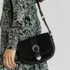 Wildledertasche mit Klappe