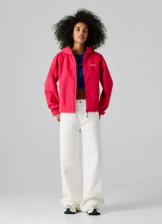 Windjacke mit Kapuze